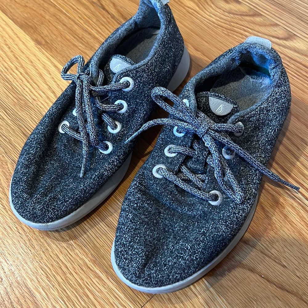 Grey Allbirds size 7